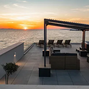Aqua Blue By Belmont Realty Apartament