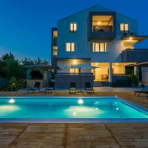 Petar's Dream 3 Apartament